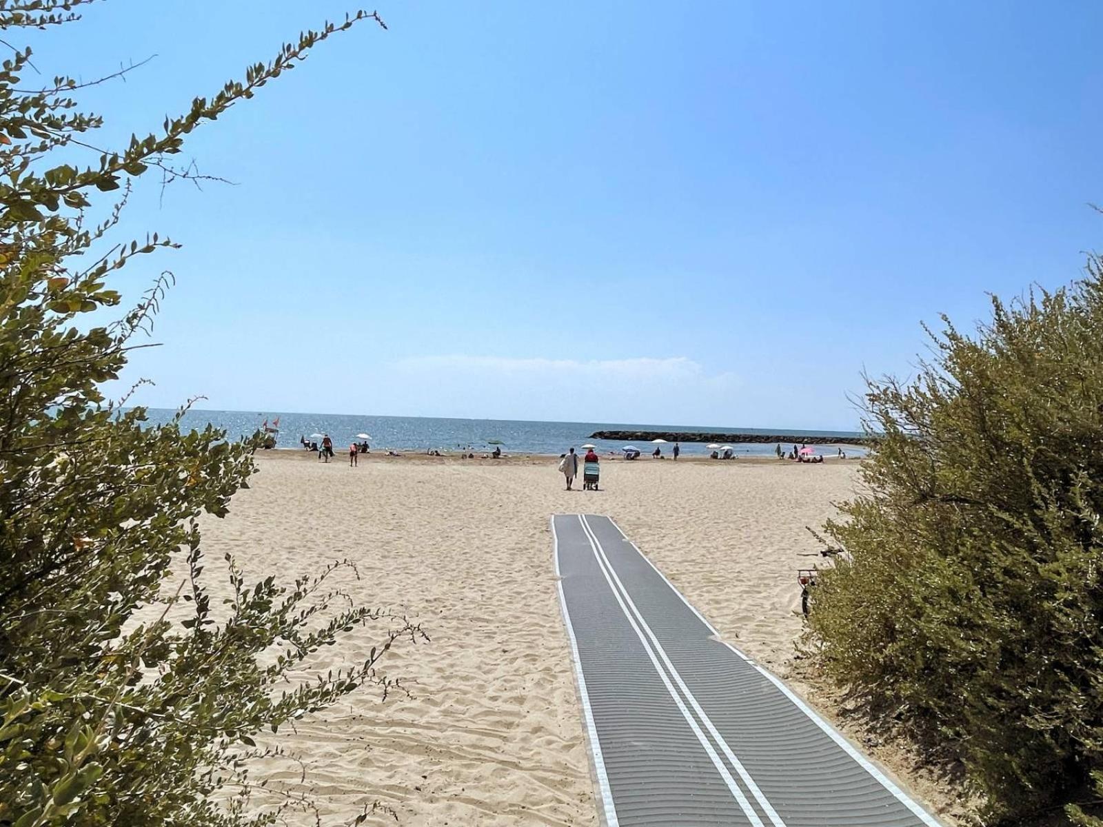 T2 ,4 Couchages ,Climatise ,Terrace ,En Face D'Aqualand ,Plage Rochelongue Agde Bagian luar foto